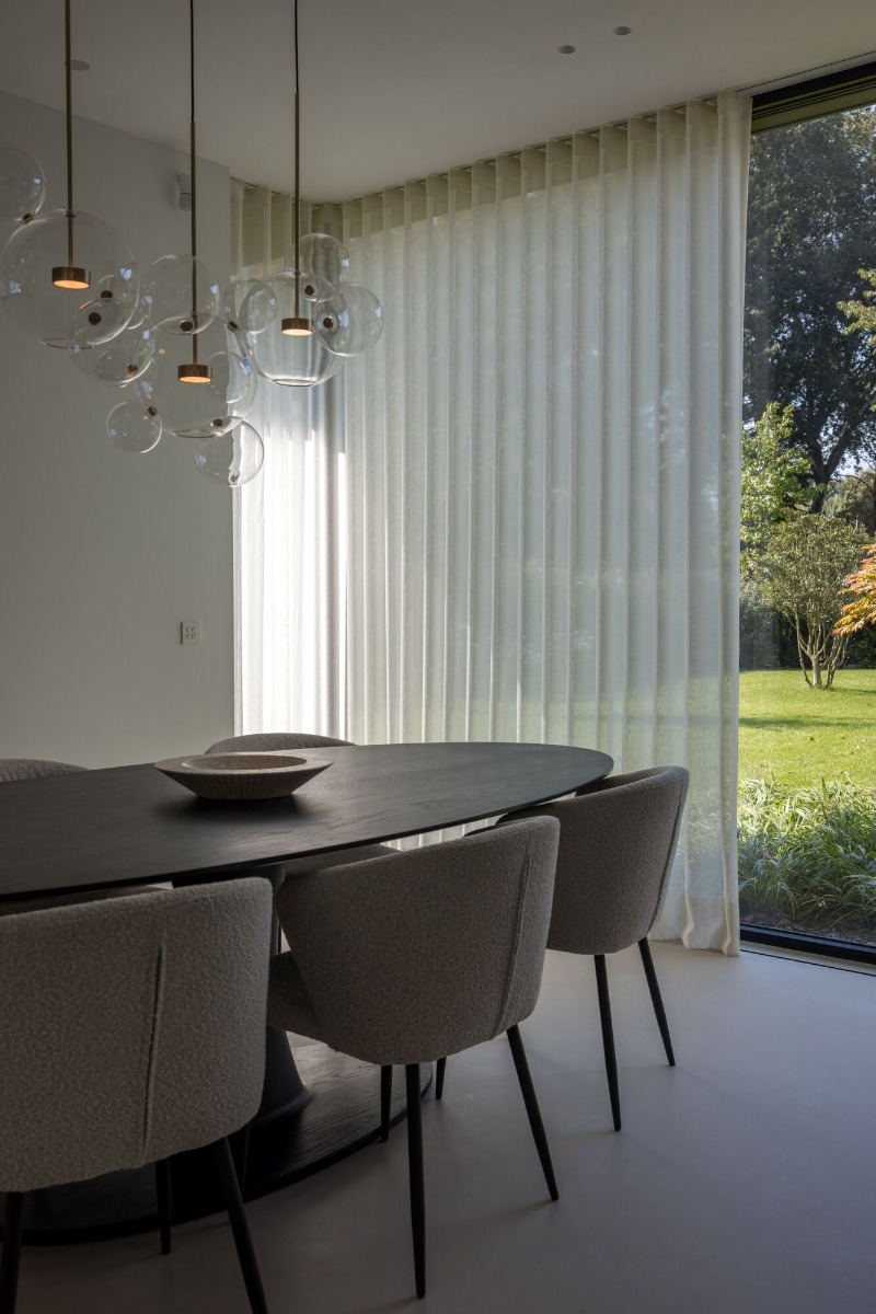 Made-to-measure curtains by Smartblinds
